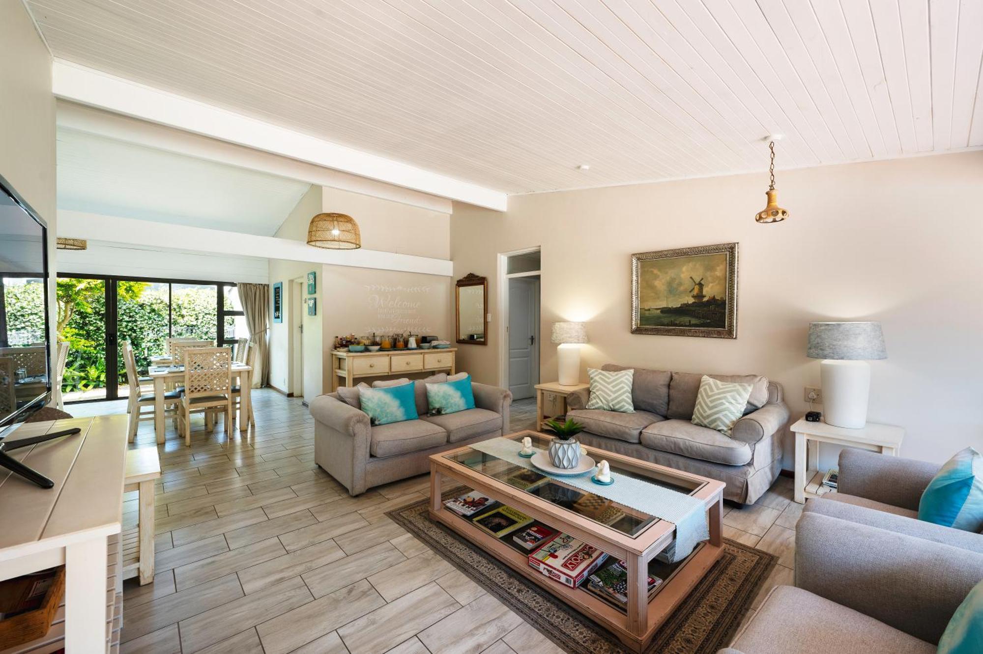 Admirals Lodge Guest House And Brightways Self Catering Apartments Port Elizabeth Exterior foto